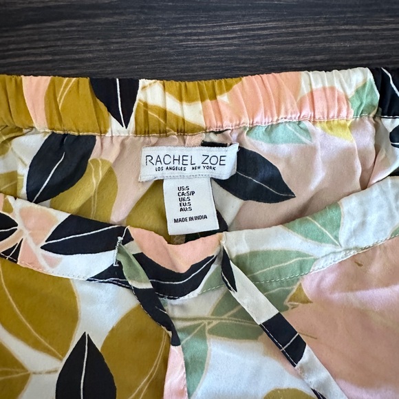 • Rachel Zoe Floral Print Lightweight Two Piece Pajama Set • Size Small • - Picture 5 of 5